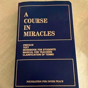 A COURSE IN MIRACLES Combined Volume Book, Foundation for Inner Peace, 2nd Edit.
